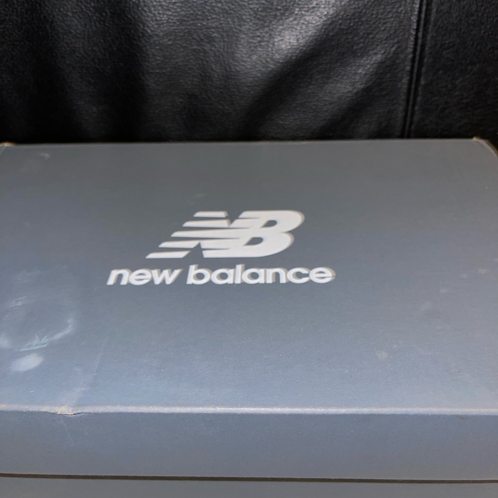 New balance 1906R Women Neon Yellow & Blue Polka Dots Size 7 W - 5 1/2 M New - Picture 14 of 15